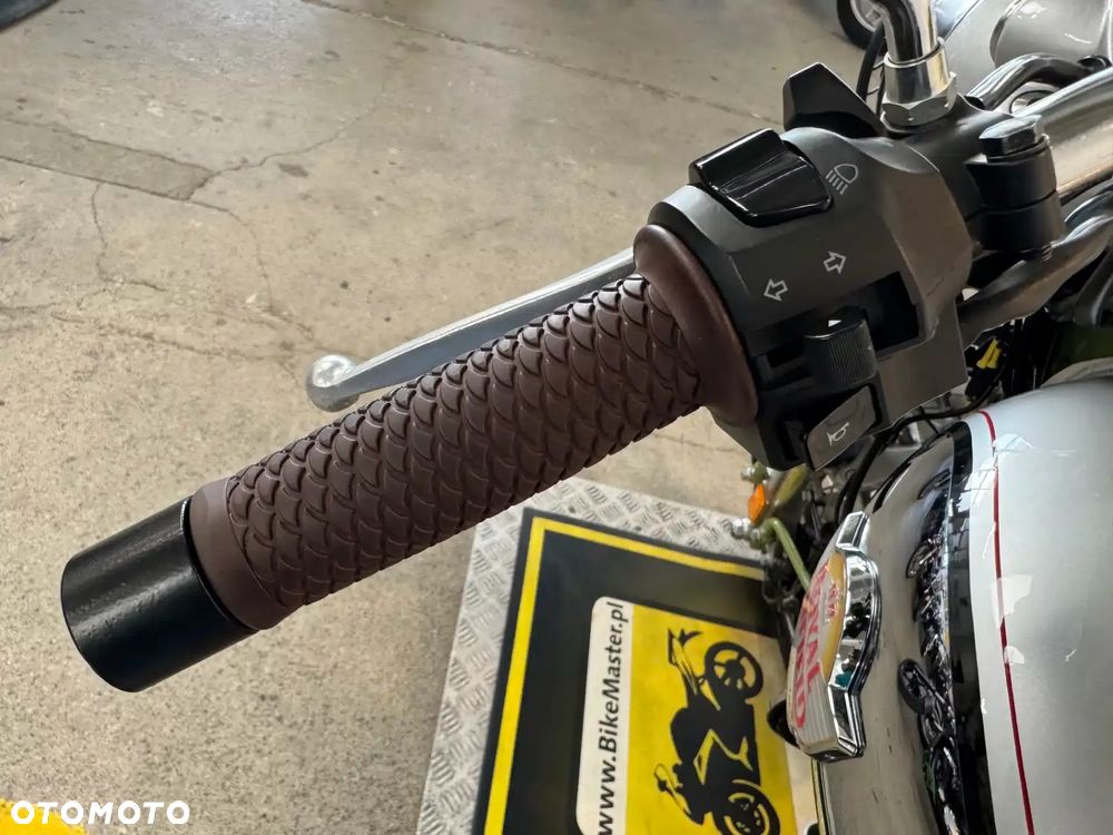 Royal Enfield Inny - 30