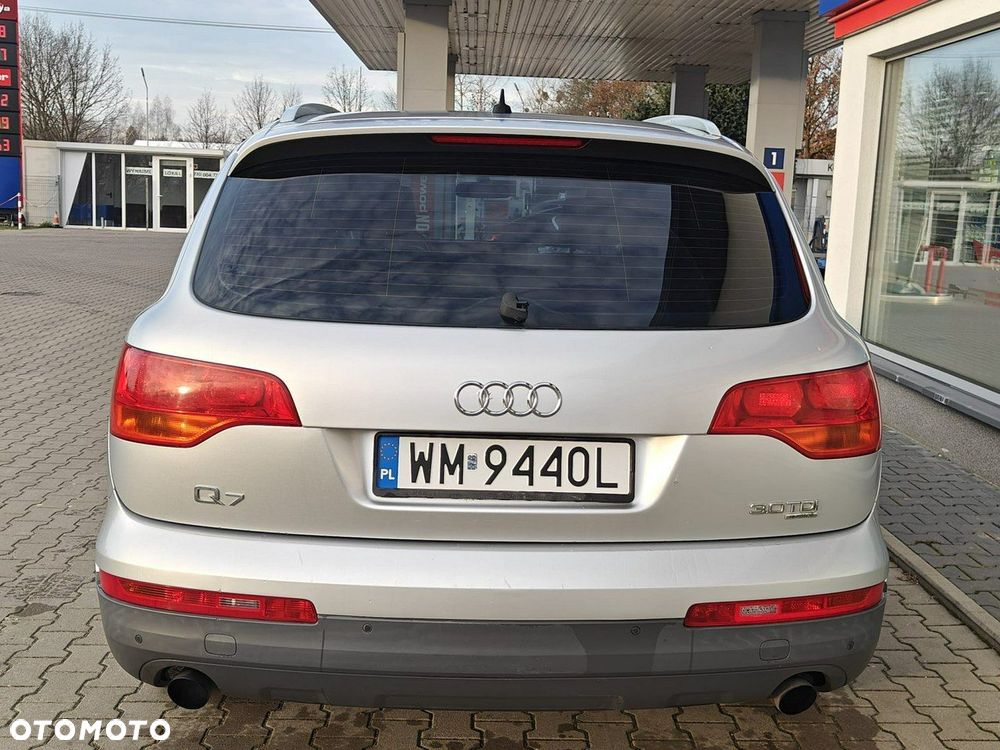 Audi Q7 - 6