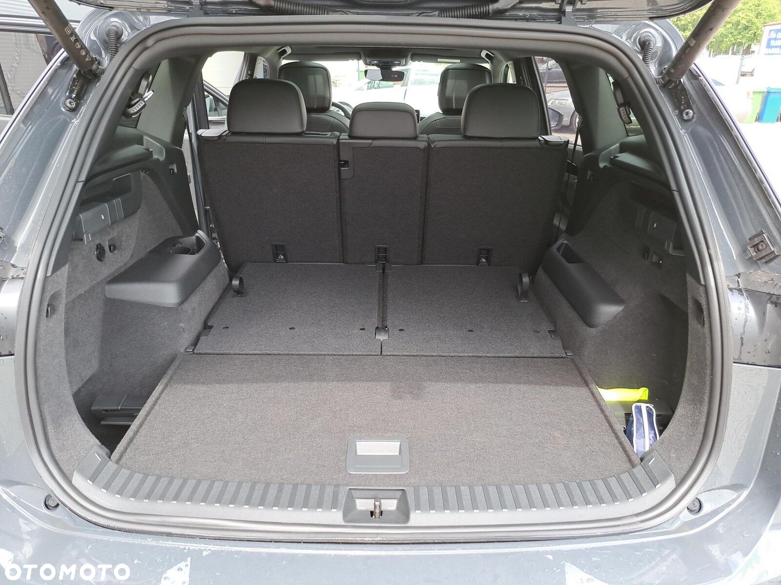 Volkswagen Tayron 2.0 TDI SCR 4Mot R-Line Plus DSG - 17