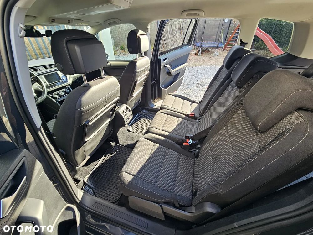 Volkswagen Touran 2.0 TDI BMT Comfortline DSG - 13
