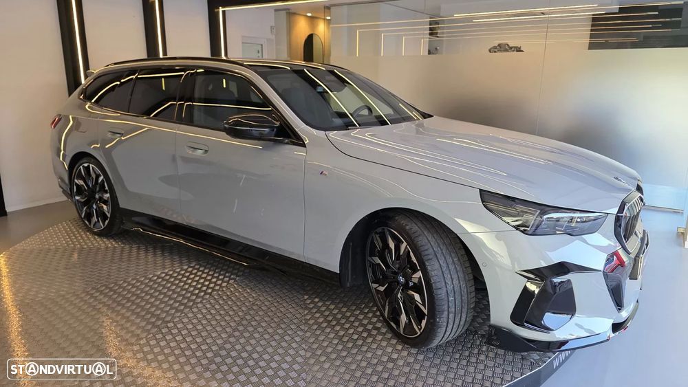 BMW i5 eDrive40 Pack Desportivo M Pro - 19