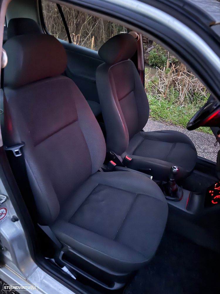 VW Polo 1.4 TDi Confortline ABS+AC - 12