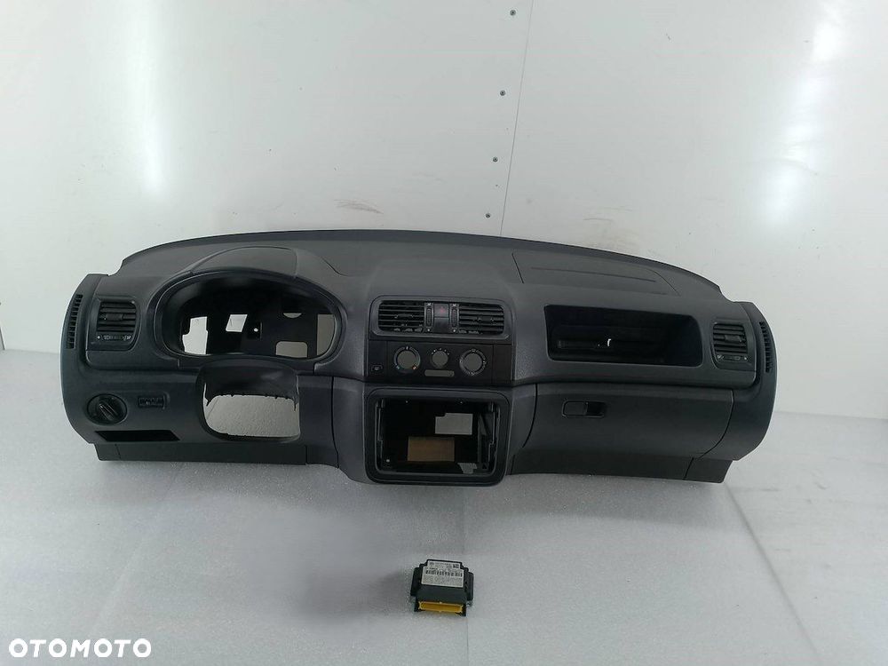 DESKA ROZDZIELCZA, KONSOLA SKODA FABIA II LIFT - 1