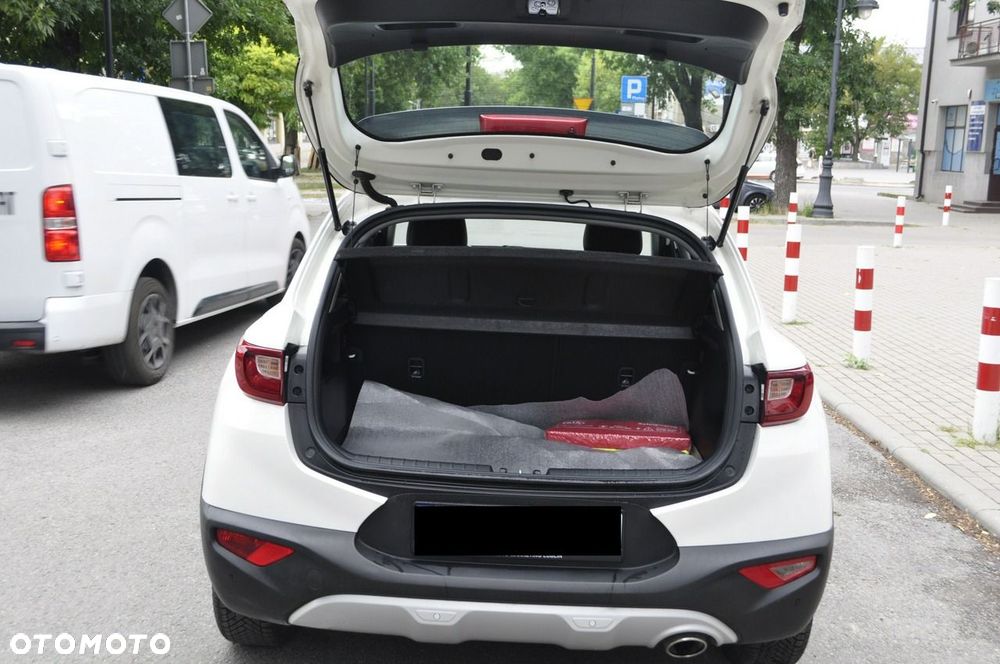 Kia Stonic - 5