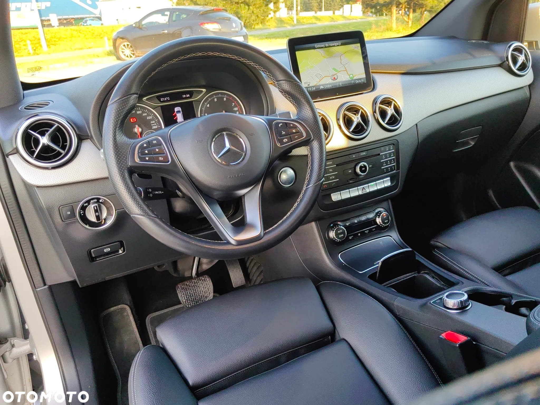 Mercedes-Benz Klasa B 200 7G-DCT Style - 25