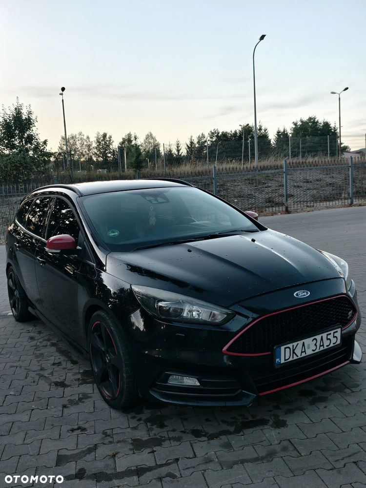 Ford Focus - 1