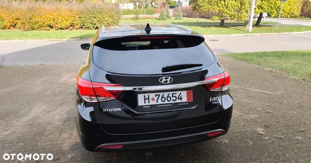 Hyundai i40 Kombi blue 1.7 CRDi Premium - 17