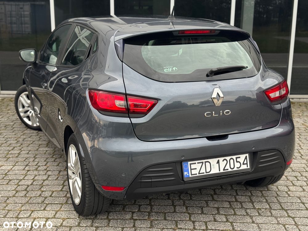 Renault Clio - 30