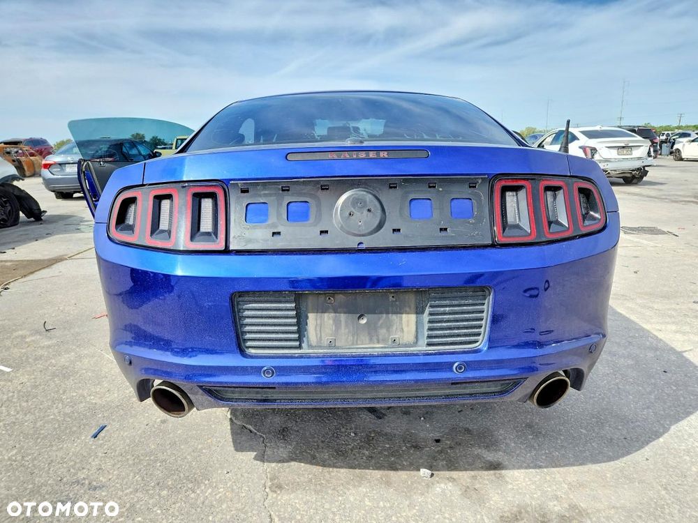 Ford Mustang 3.7 V6 Premium - 8