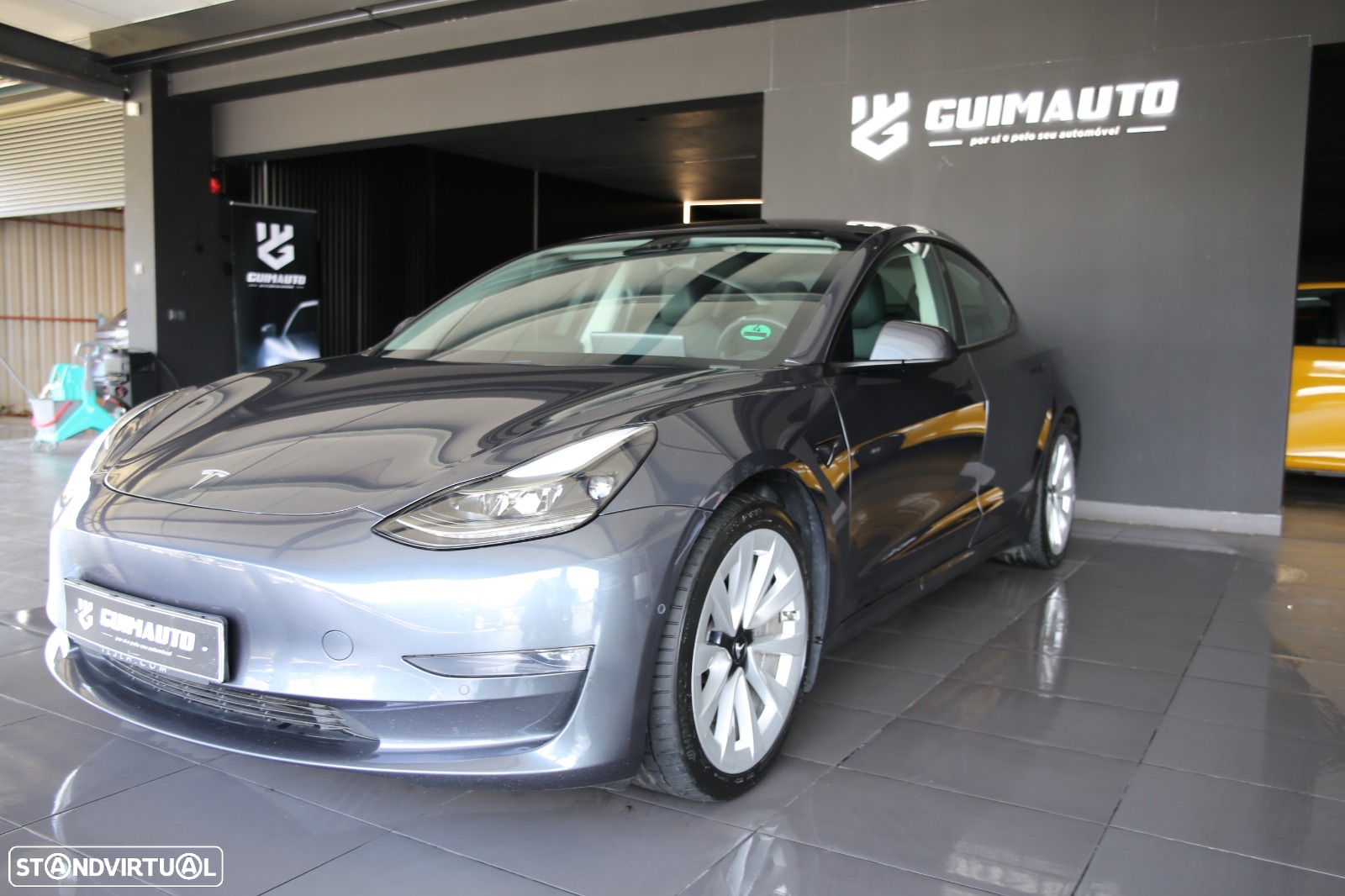 Tesla Model 3 Long-Range Dual Motor AWD - 3