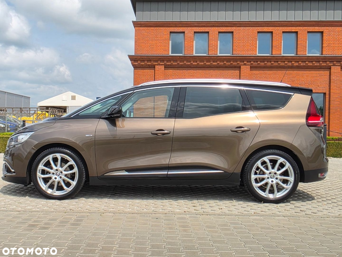 Renault Grand Scenic - 3