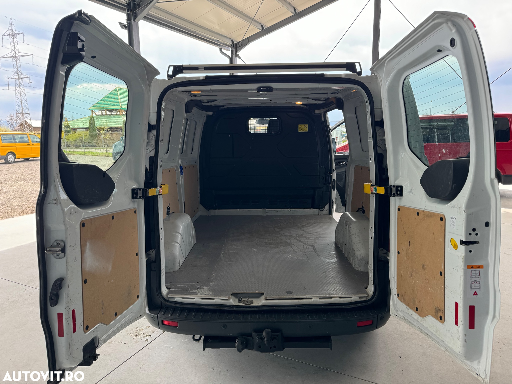 Ford Transit Custom - 8