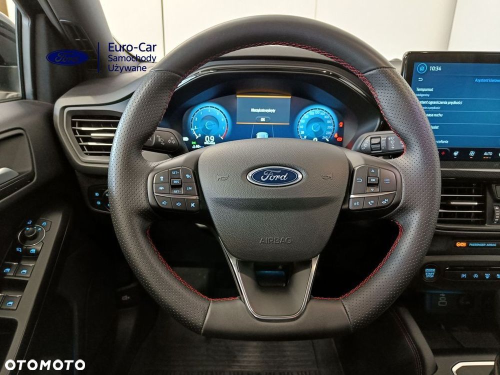 Ford Focus 1.0 EcoBoost mHEV ST-Line X - 18
