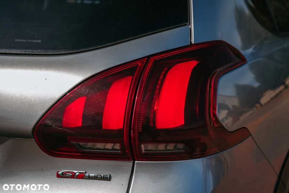 Peugeot 2008 PureTech 130 Stop&Start EAT6 Allure - 17