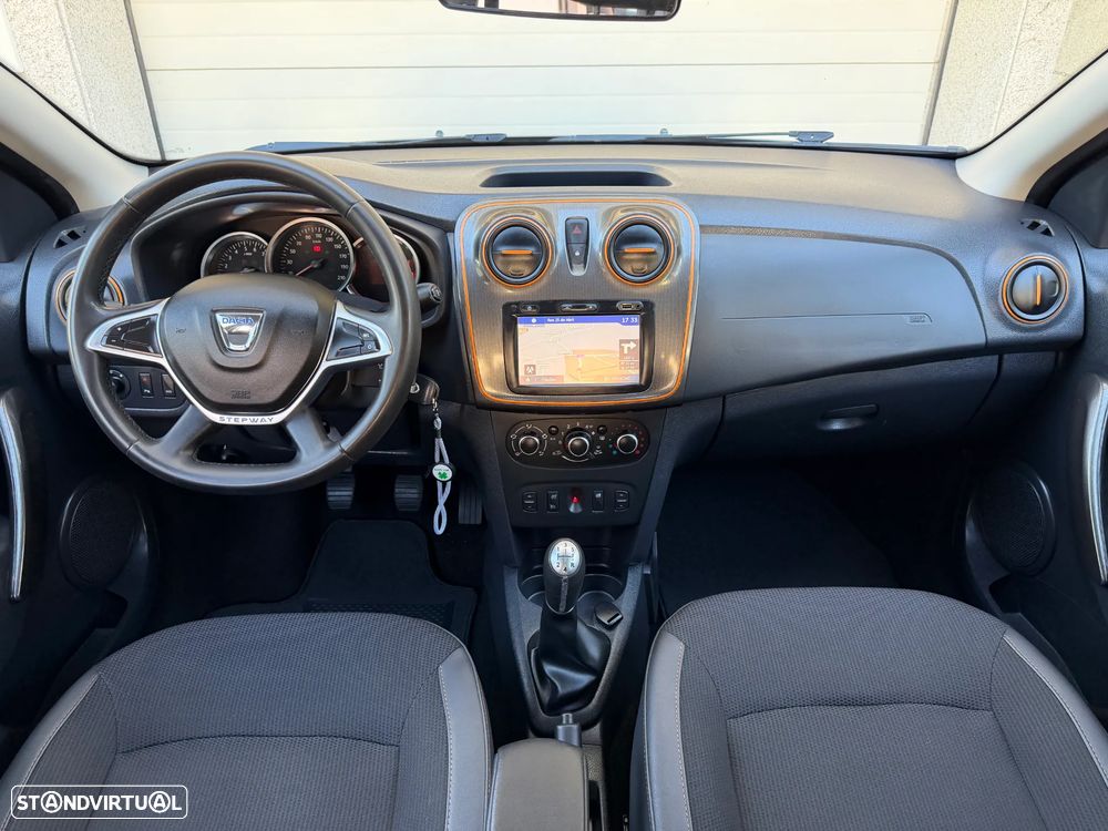 Dacia Sandero Stepway TCe 90 (S&S) Celebration - 10