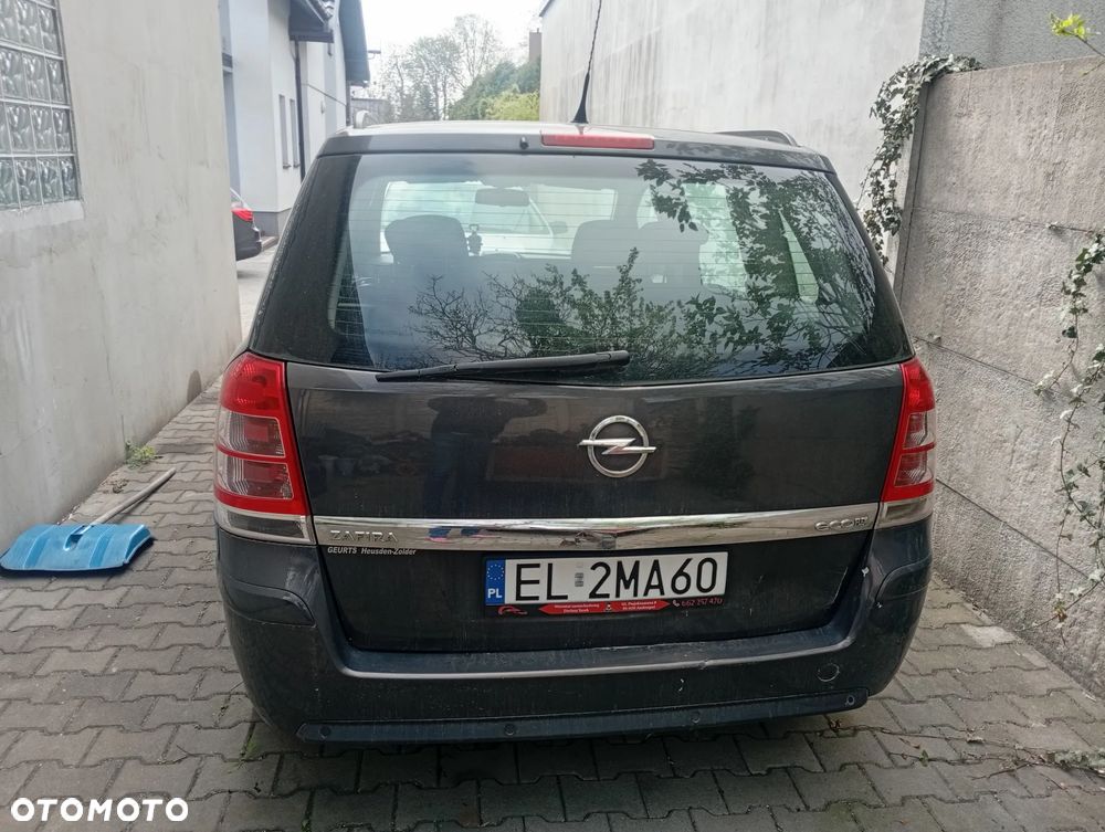 Opel Zafira 1.7 CDTI Cosmo EU5 - 4