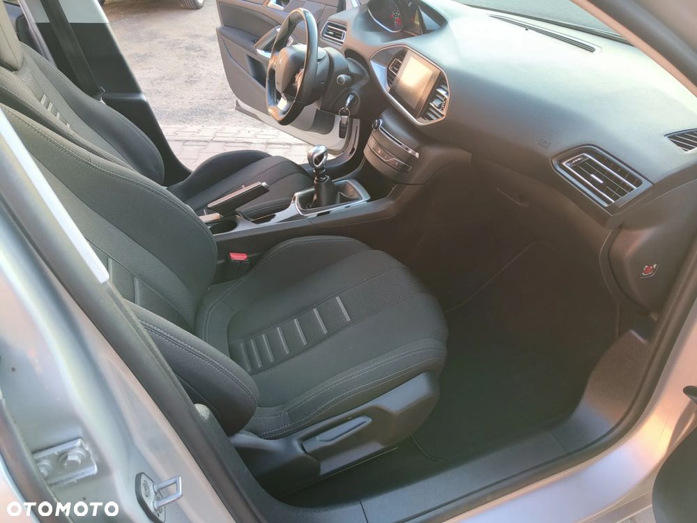 Peugeot 308 BlueHDi 120 Stop & Start Active - 12