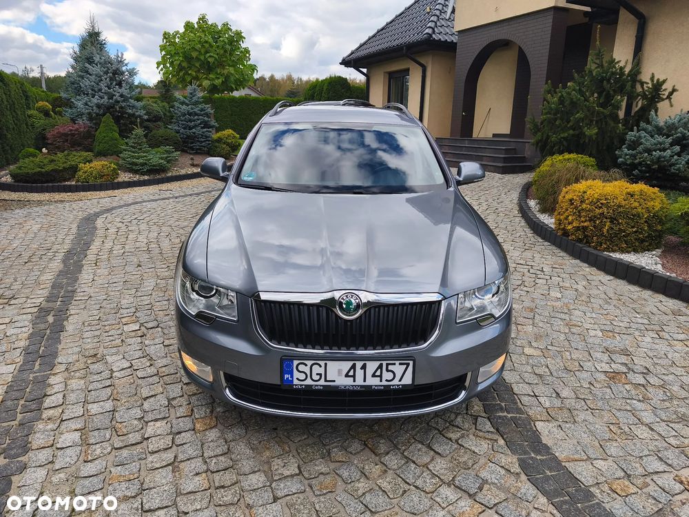 Skoda Superb 1.8 TSI FAMILY - 16