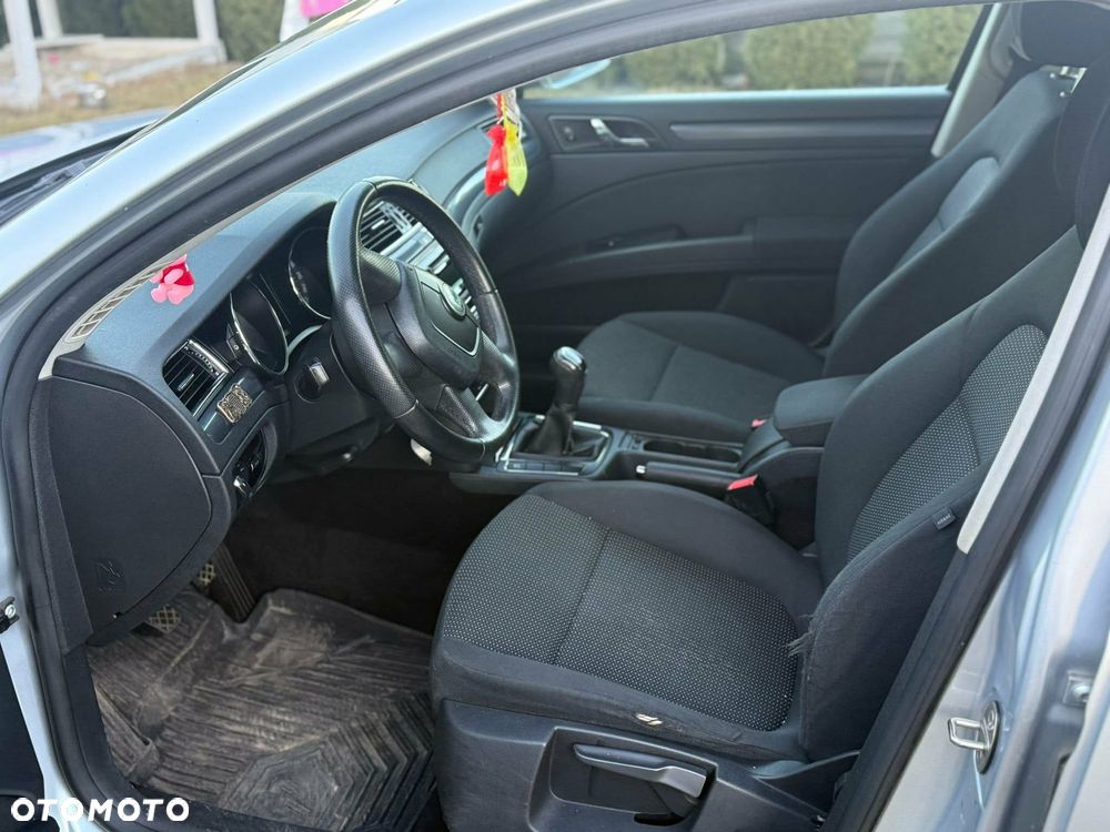 Skoda Superb 2.0 TDI Family - 11