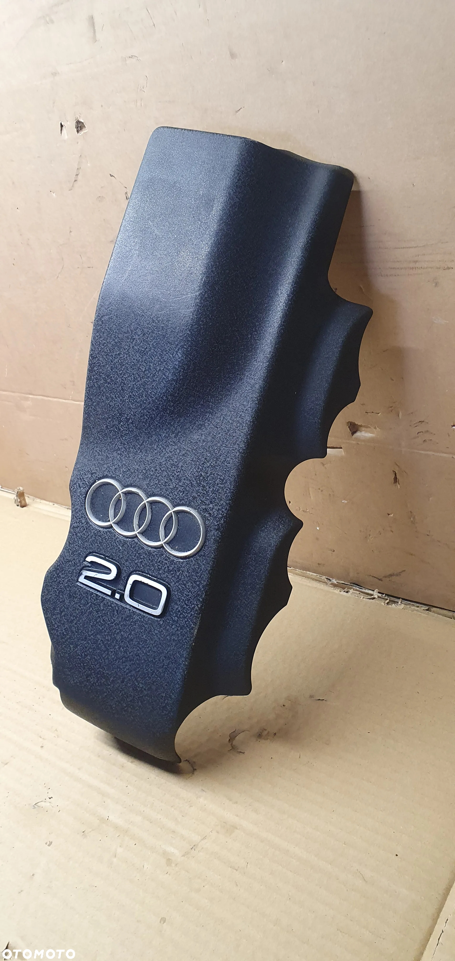 Pokrywa osłona silnika Audi A4 B6 2.0 FSI 06B103925C - 3