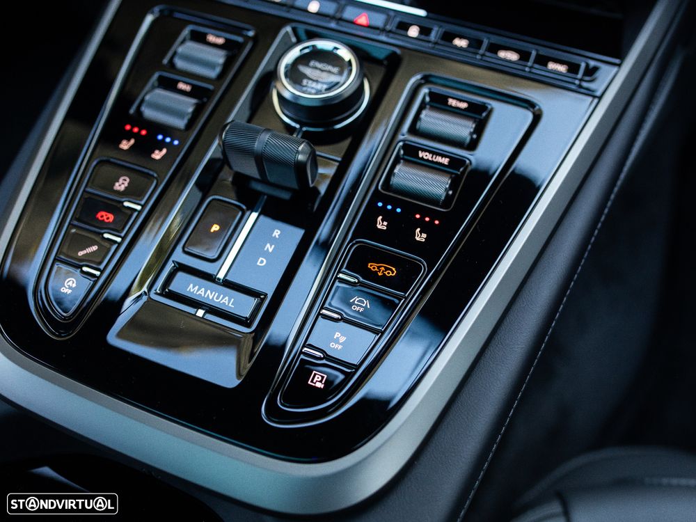 Aston Martin DBX 707 - 40