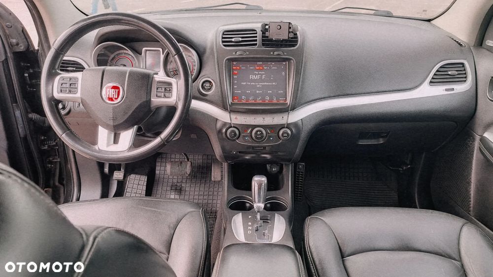 Fiat Freemont 2.0 Multijet Black Code AWD - 10