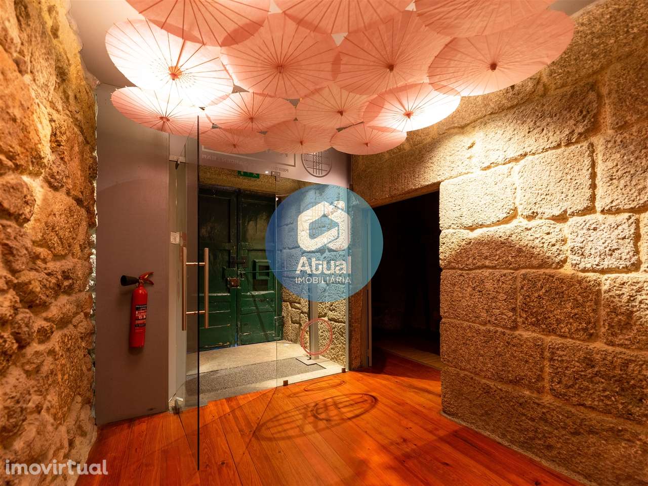 Restaurante  Arrendamento em Oliveira, São Paio e São Sebastião,Guimar - Grande imagem: 2/31