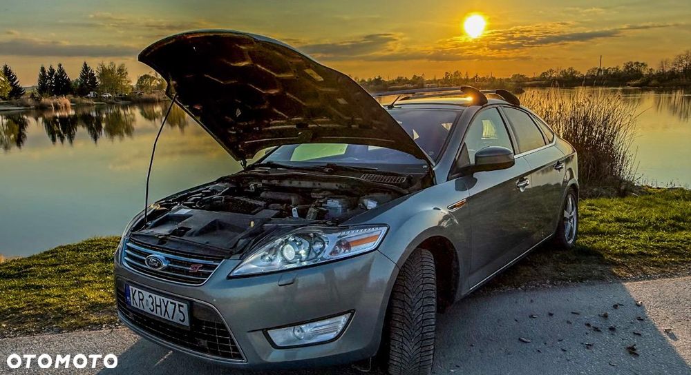 Ford Mondeo 2.5 Titanium - 11