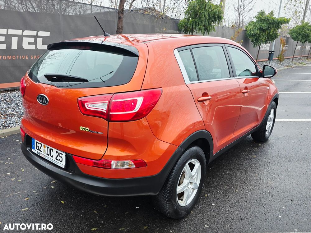 Kia Sportage 1.7 CRDI 2WD Spirit - 17