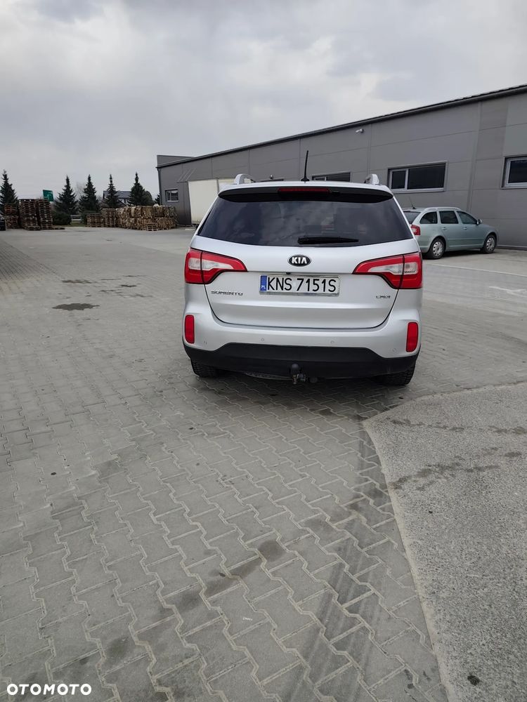 Kia Sorento 2.2 CRDI XL 7os - 6