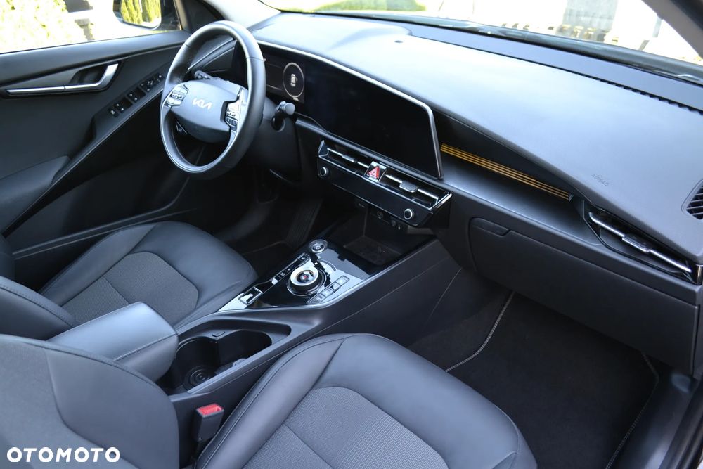 Kia Niro 64kWh L - 35