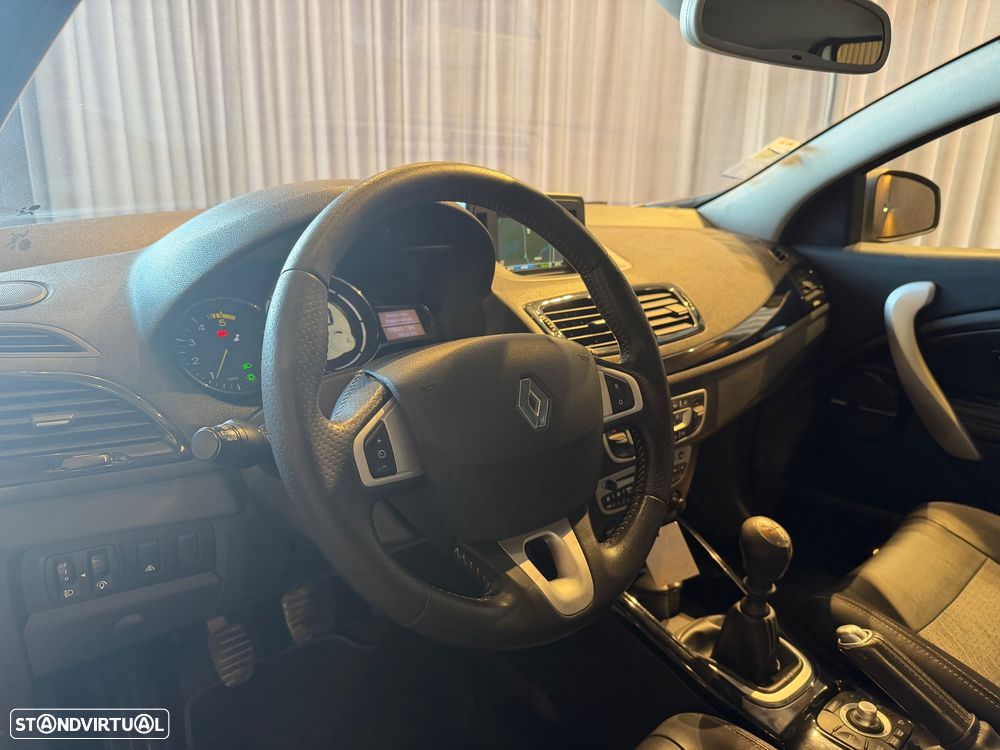 Renault Mégane Coupe 1.5 dCi Bose Edition SS - 19