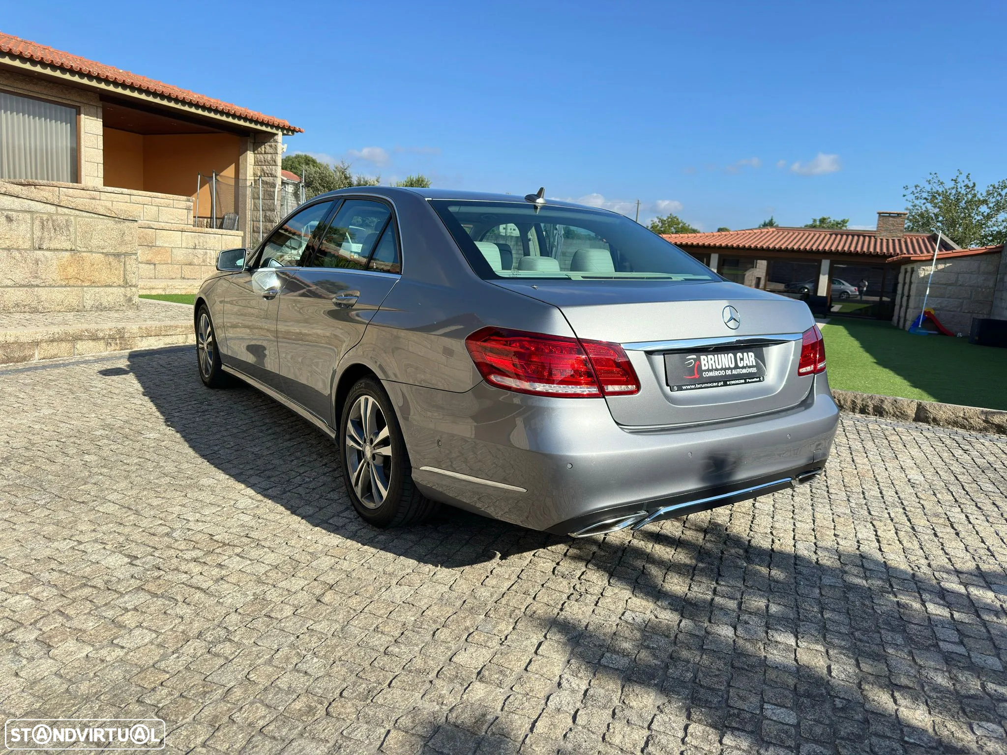 Mercedes-Benz E 300 Bluetec Hybrid Avantgarde 107g - 21