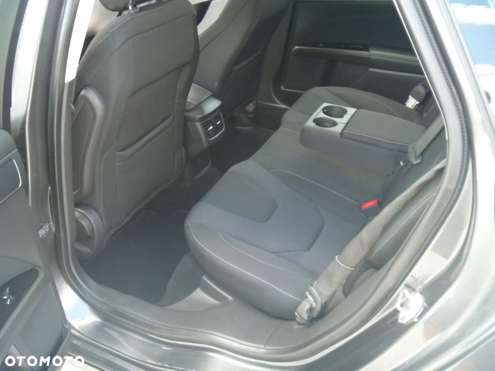 Ford Mondeo 2.0 TDCi Titanium PowerShift - 30