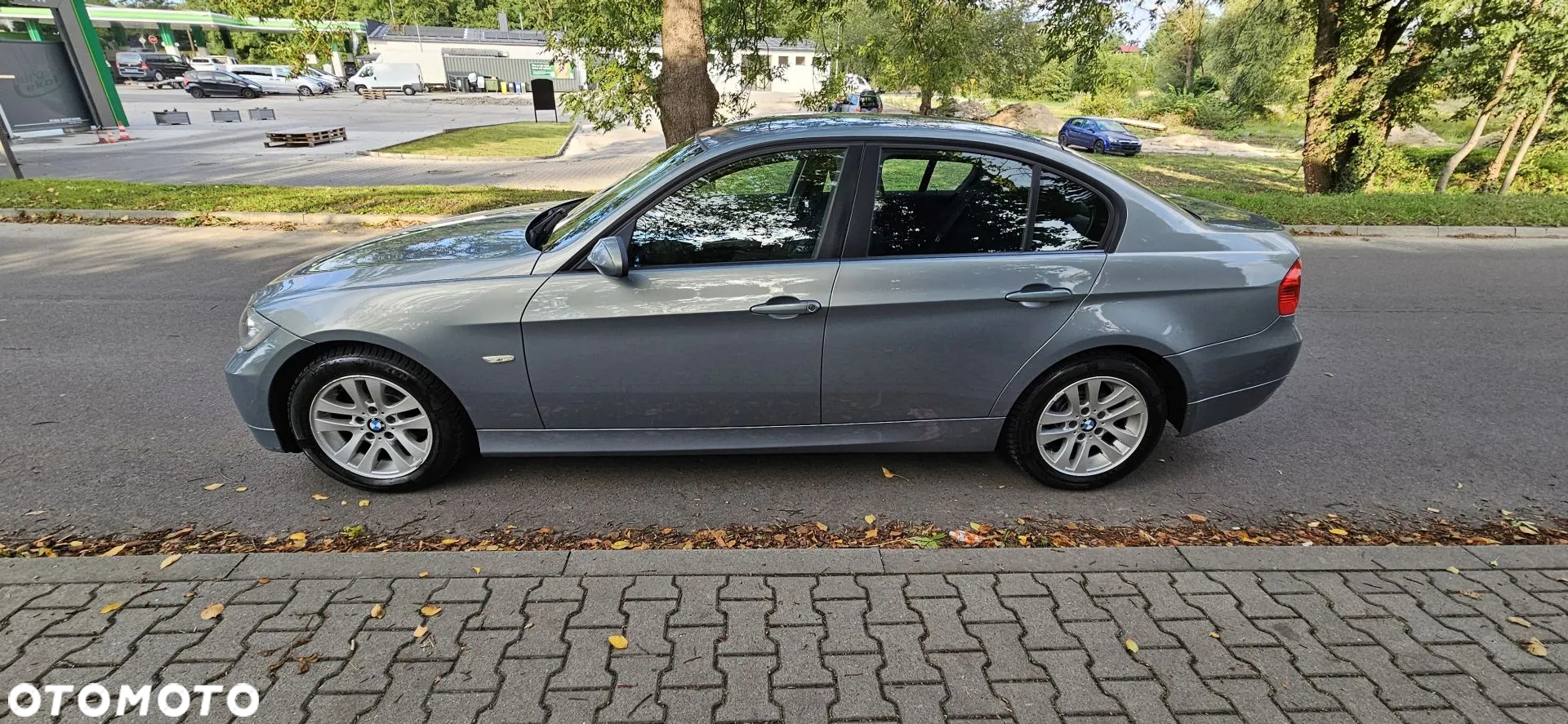 BMW Seria 3 318i - 8