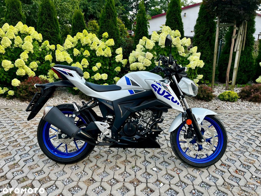 Suzuki GSX - 9
