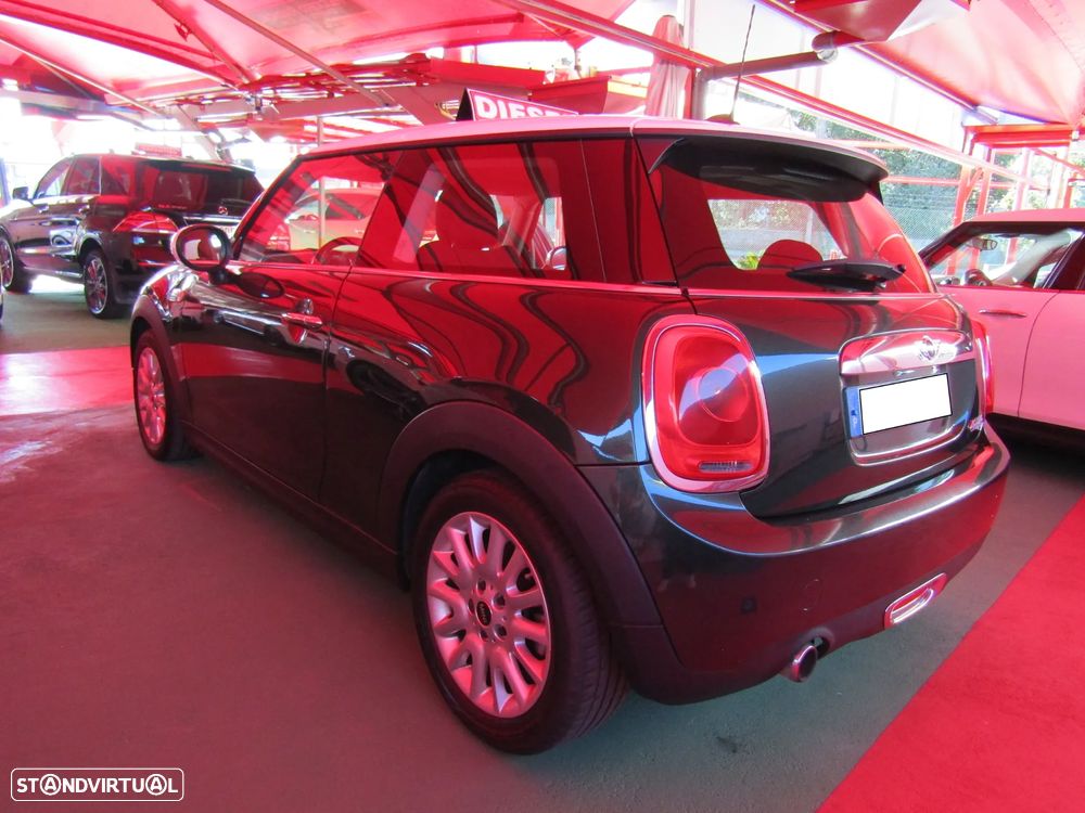 MINI 3 Portas Cooper D - 26