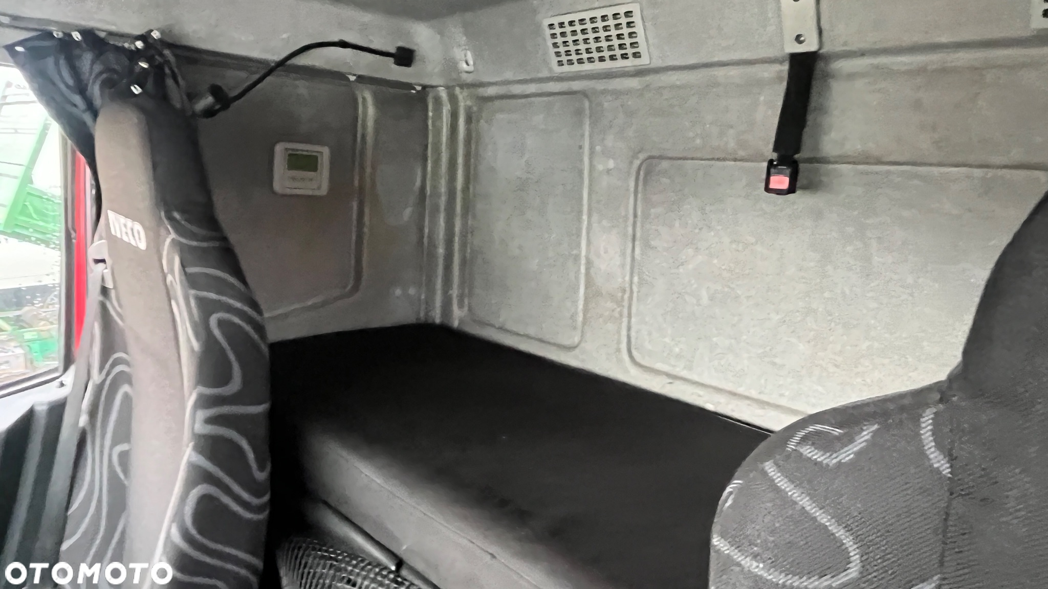 Iveco EUROCARGO  ML180E28P - 15