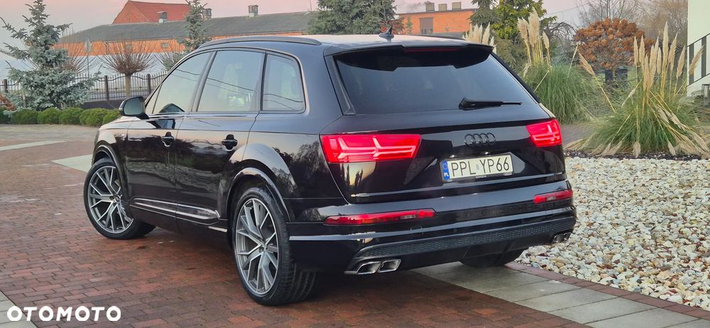 Audi Q7 - 4