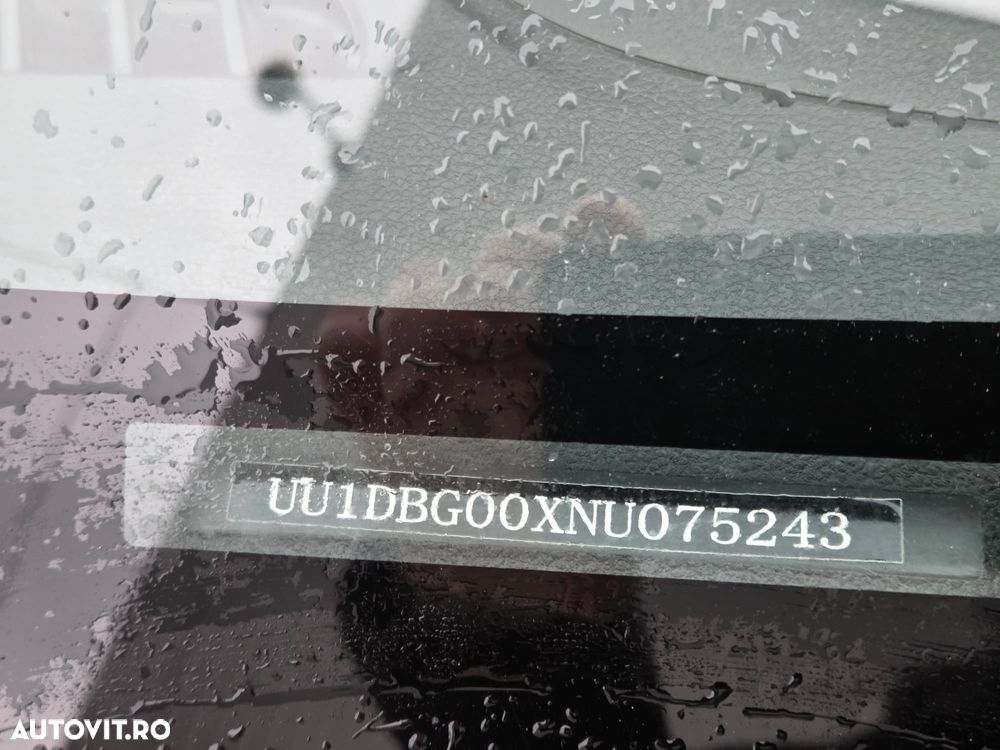 Dacia Spring Essential - 10