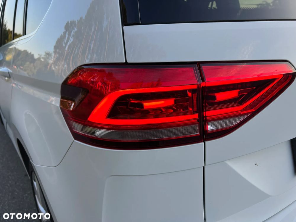 Volkswagen Touran 1.5 TSI ACT OPF DSG Highline - 21