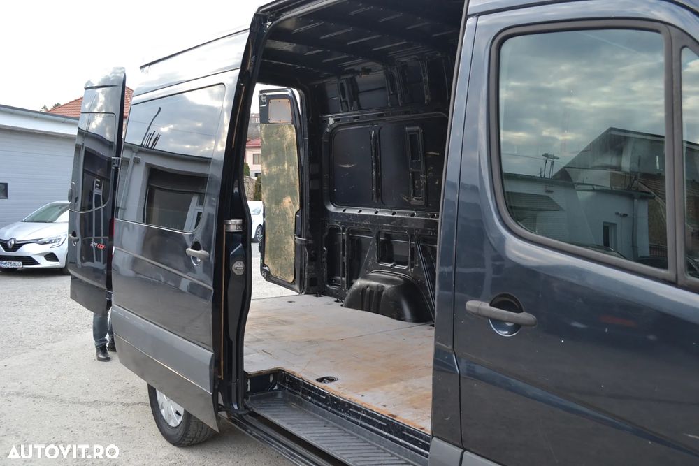 Mercedes-Benz SPRINTER VAN L3H3 209 CDI AUT - 22
