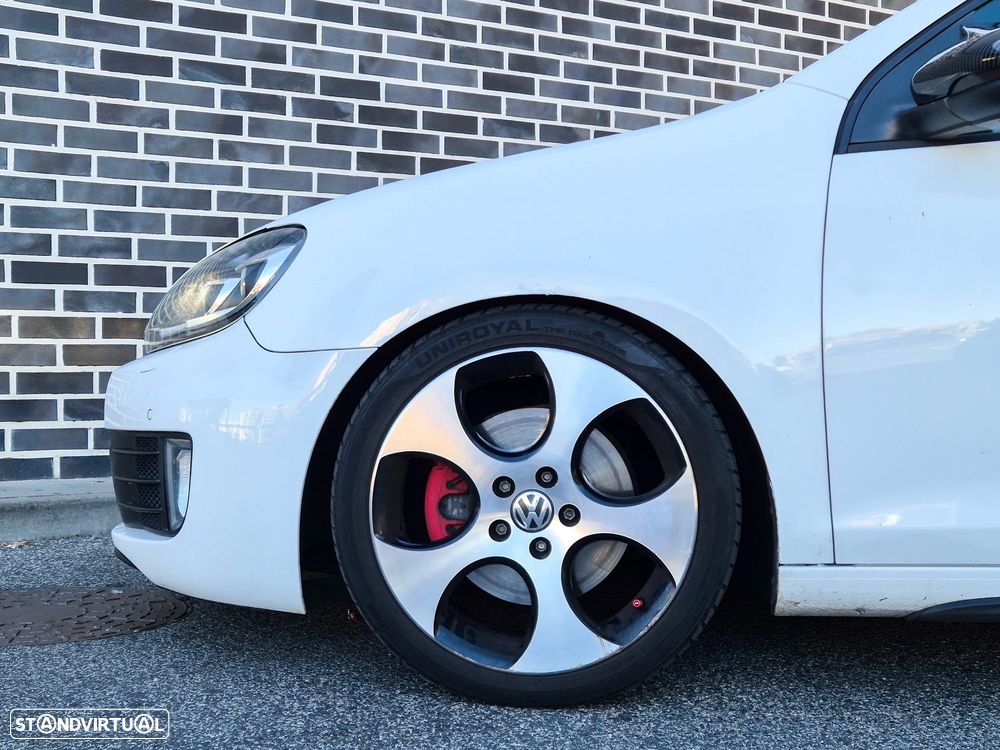 VW Golf 2.0 GTI DSG - 16
