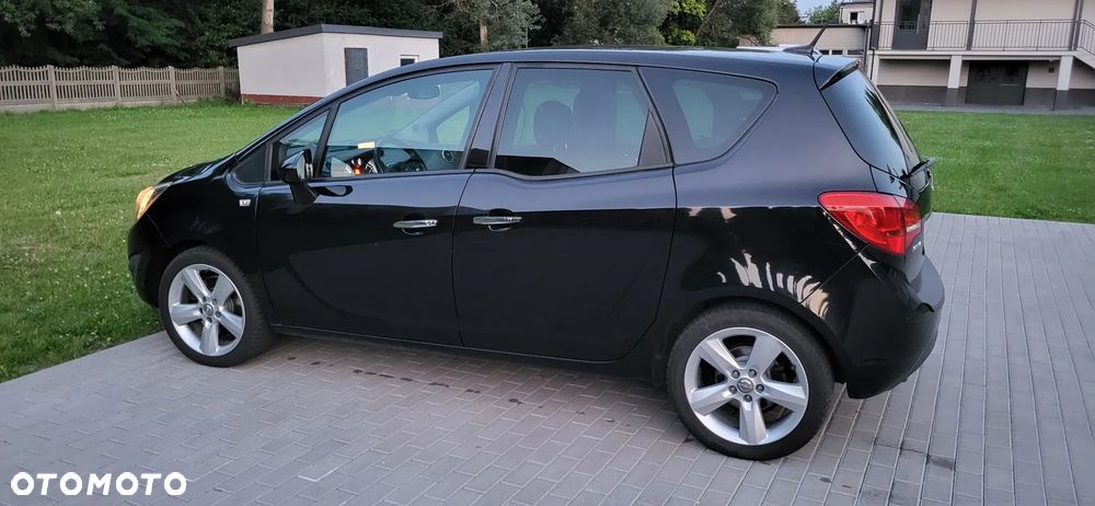 Opel Meriva 1.4 T Cosmo - 14
