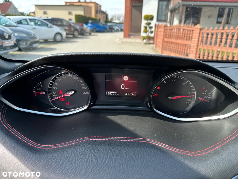 Peugeot 308 - 11