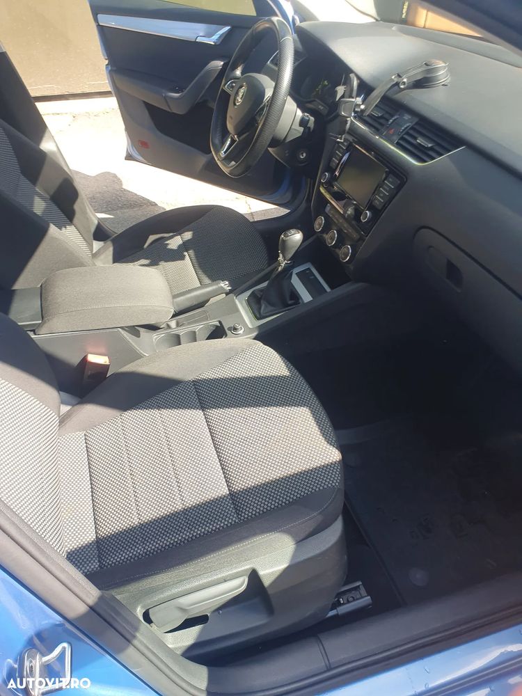 Skoda Octavia - 11