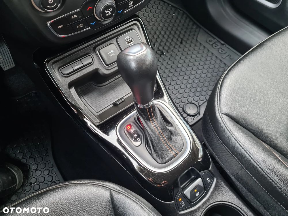 Jeep Compass 1.3 TMair Limited FWD S&S DDCT - 21