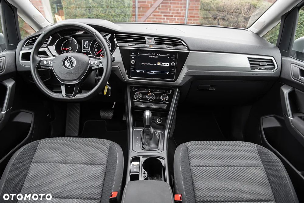 Volkswagen Touran 2.0 TDI SCR DSG Comfortline - 25