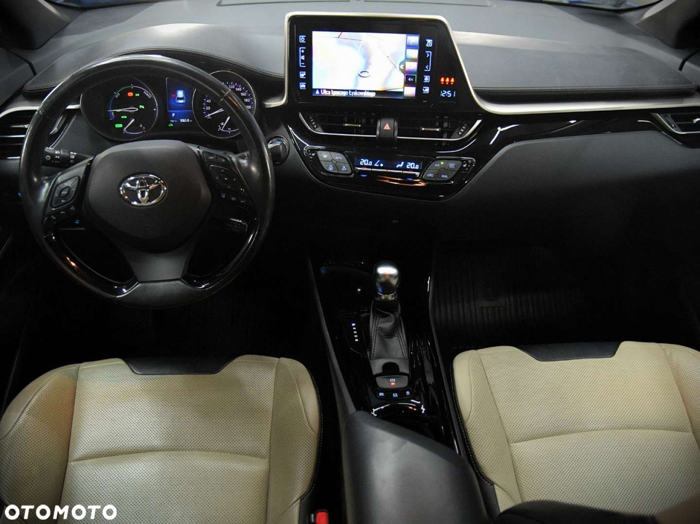 Toyota C-HR - 5