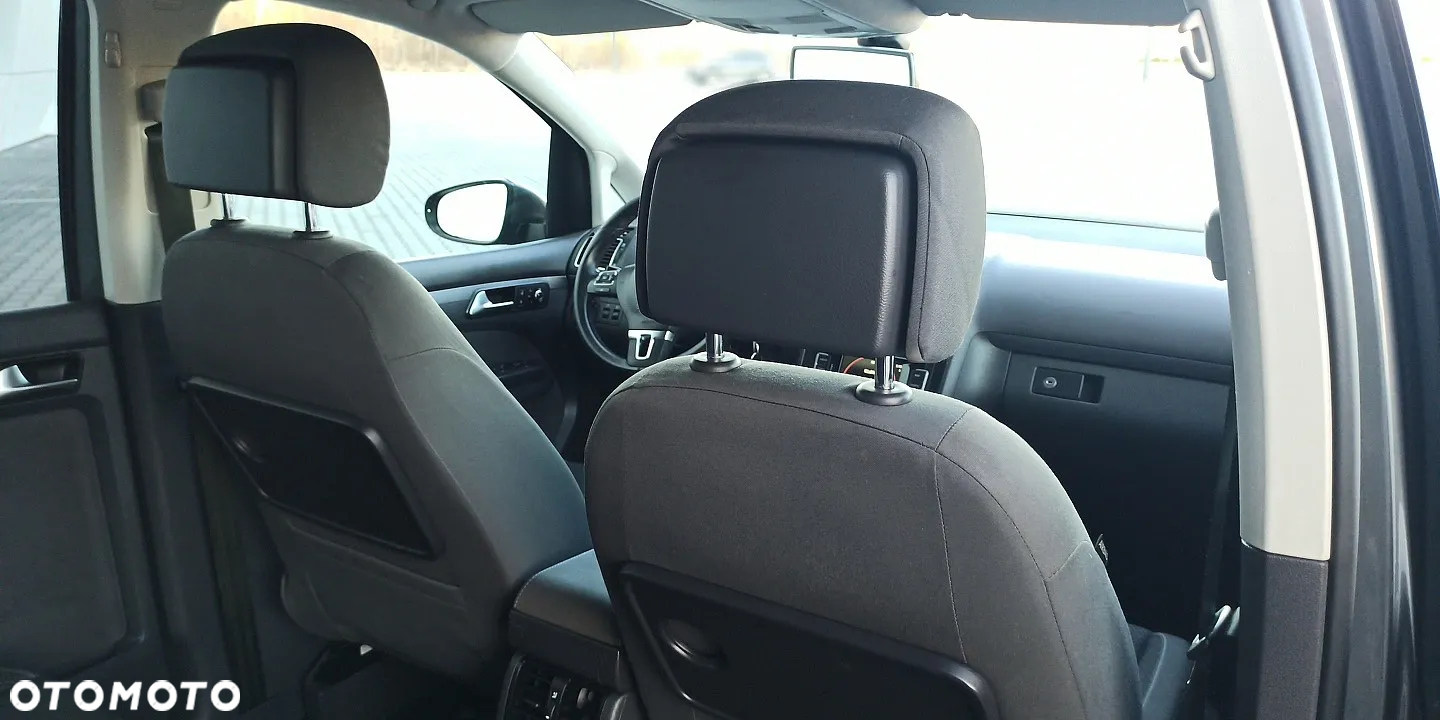 Volkswagen Touran 1.6 TDI DPF Highline - 29